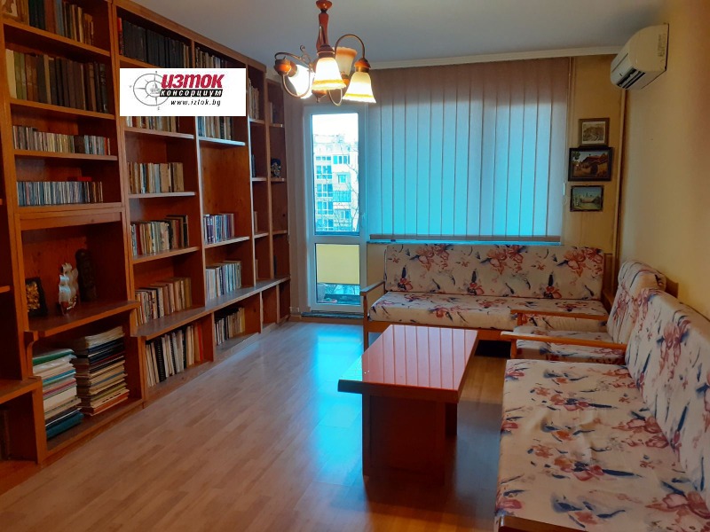 Zu vermieten  2 Schlafzimmer Sofia , Mladost 3 , 90 qm | 12060299