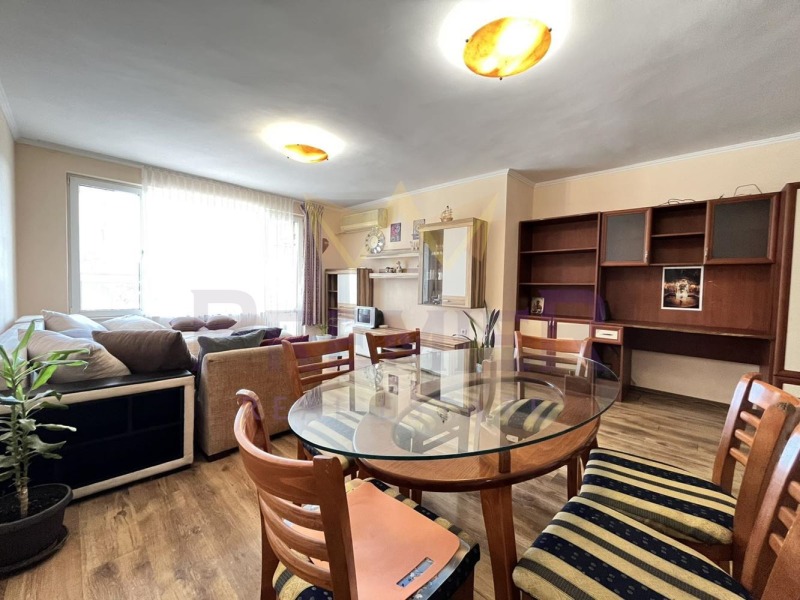 K pronájmu  2 ložnice Varna , Centar , 118 m2 | 16020262 - obraz [4]