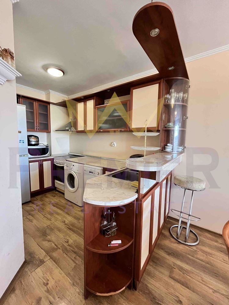K pronájmu  2 ložnice Varna , Centar , 118 m2 | 16020262