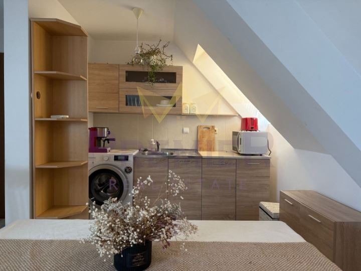 Дава под наем 2-СТАЕН, гр. Варна, Център, снимка 4 - Апартаменти - 53084285