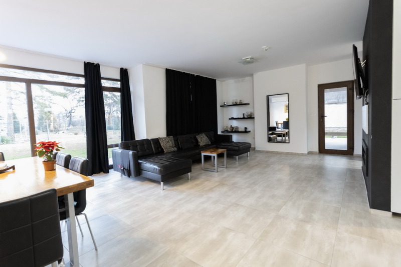 Do wynajęcia  Biuro Sofia , w.z.Wrana - Lozen , 387 mkw | 16463929 - obraz [4]