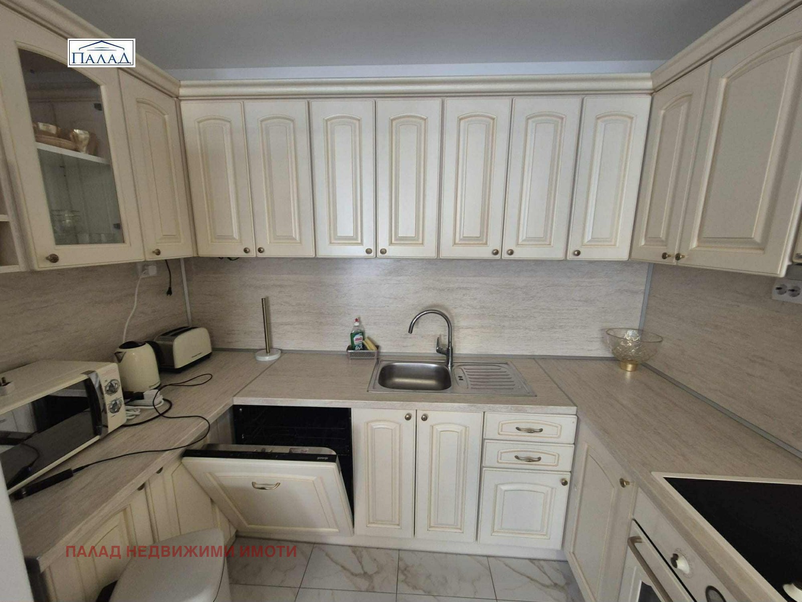 Дава под наем 2-СТАЕН, гр. Варна, Център, снимка 4 - Апартаменти - 53979701