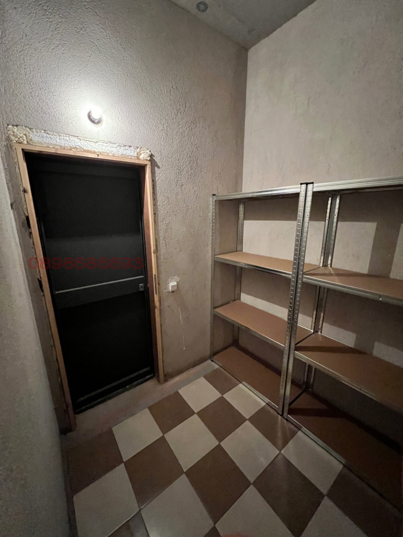 Дава под Наем СКЛАД в град София, Манастирски ливади - 5 кв.м / 60 € » 117.35 лв.