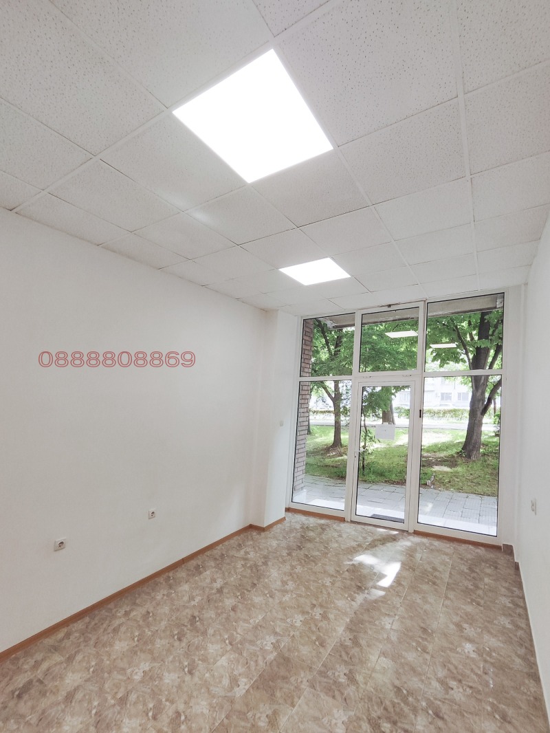 Дава под наем МАГАЗИН, гр. Пловдив, Каменица 1, снимка 4 - Магазини - 52780294