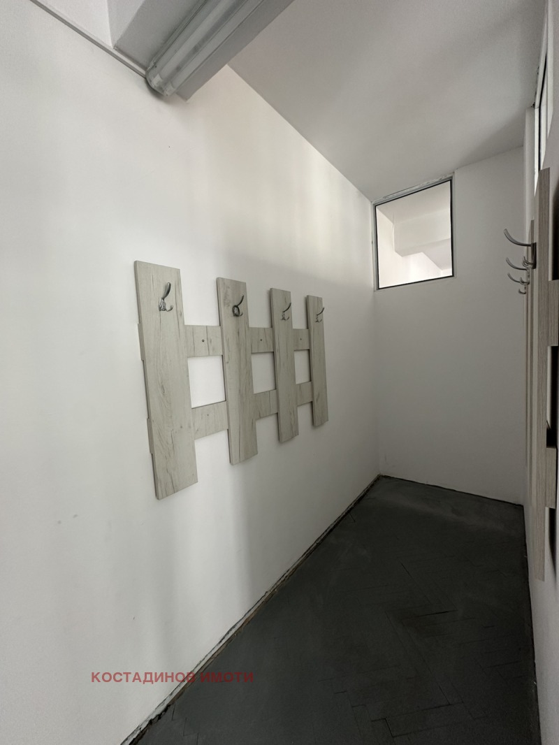 Дава под наем ПРОМ. ПОМЕЩЕНИЕ, гр. Пловдив, Индустриална зона - Тракия, снимка 9 - Производствени сгради - 52154469