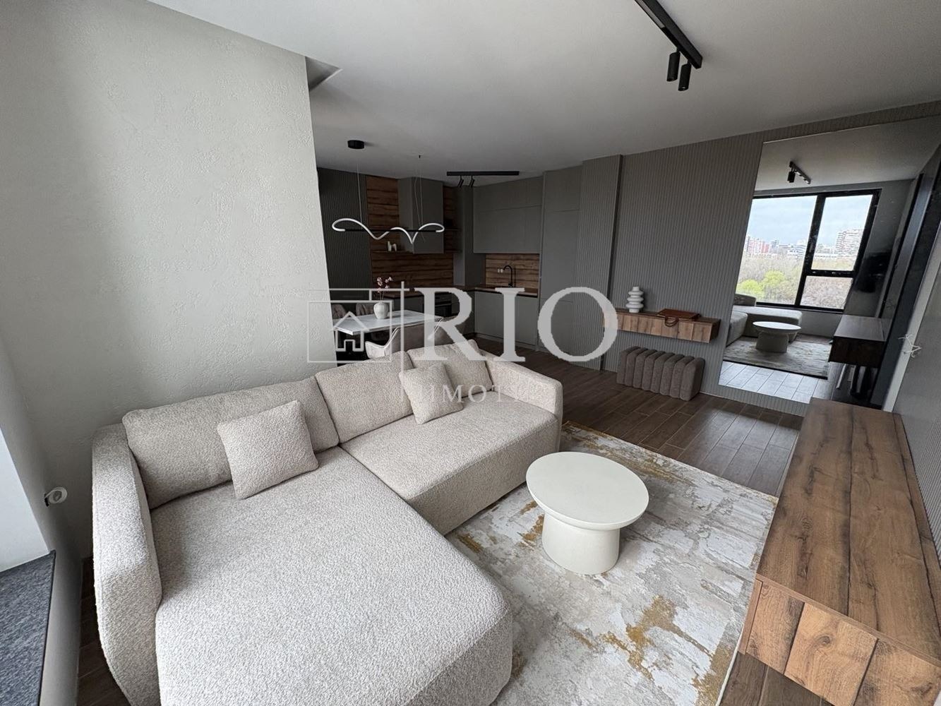 Дава под наем 2-СТАЕН, гр. Пловдив, Център, снимка 2 - Апартаменти - 53944755