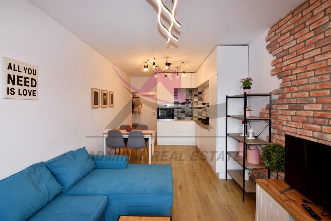 Дава под наем 2-СТАЕН, гр. Варна, Колхозен пазар