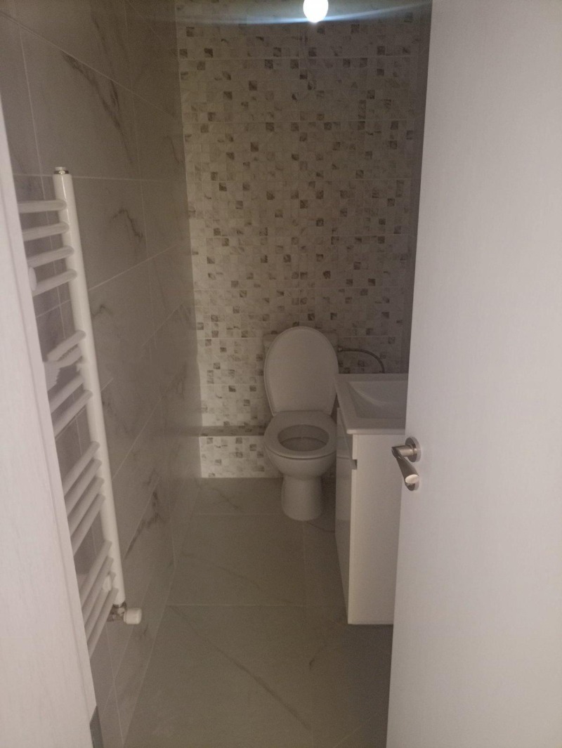 Дава под наем КЪЩА, гр. Божурище, област София област, снимка 5 - Къщи - 53178335