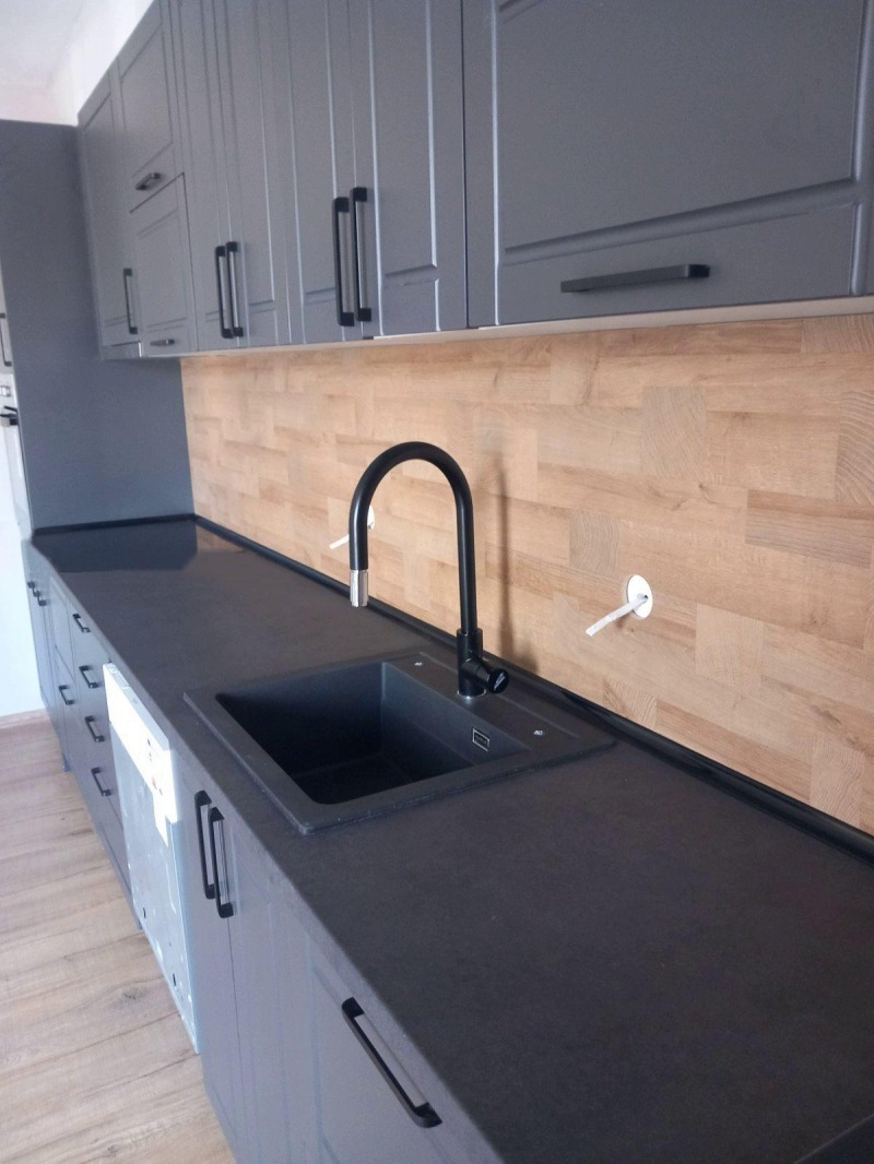 Дава под наем КЪЩА, гр. Божурище, област София област, снимка 2 - Къщи - 53178335