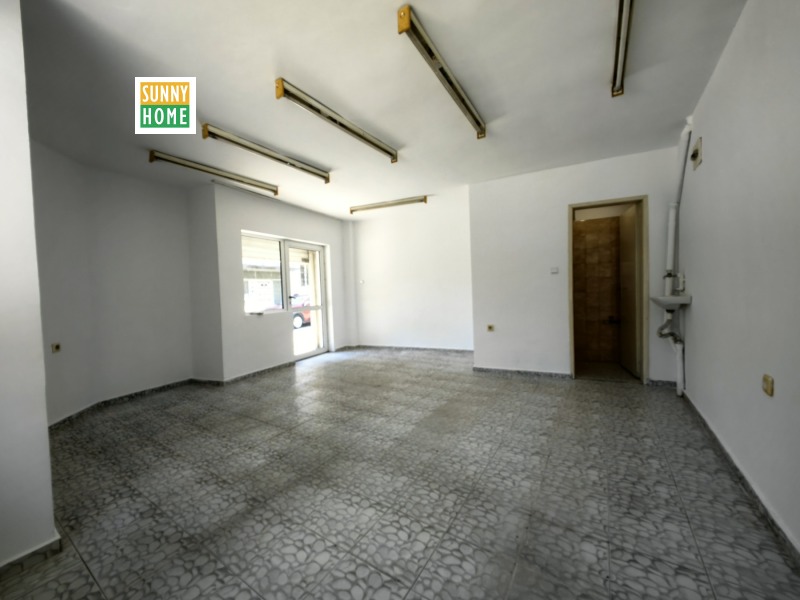 Til leje  Butik Varna , ZhP Gara , 28 kvm | 73180625 - billede [5]