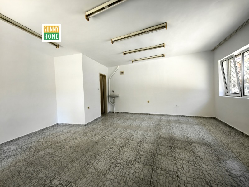 Til leje  Butik Varna , ZhP Gara , 28 kvm | 73180625 - billede [6]