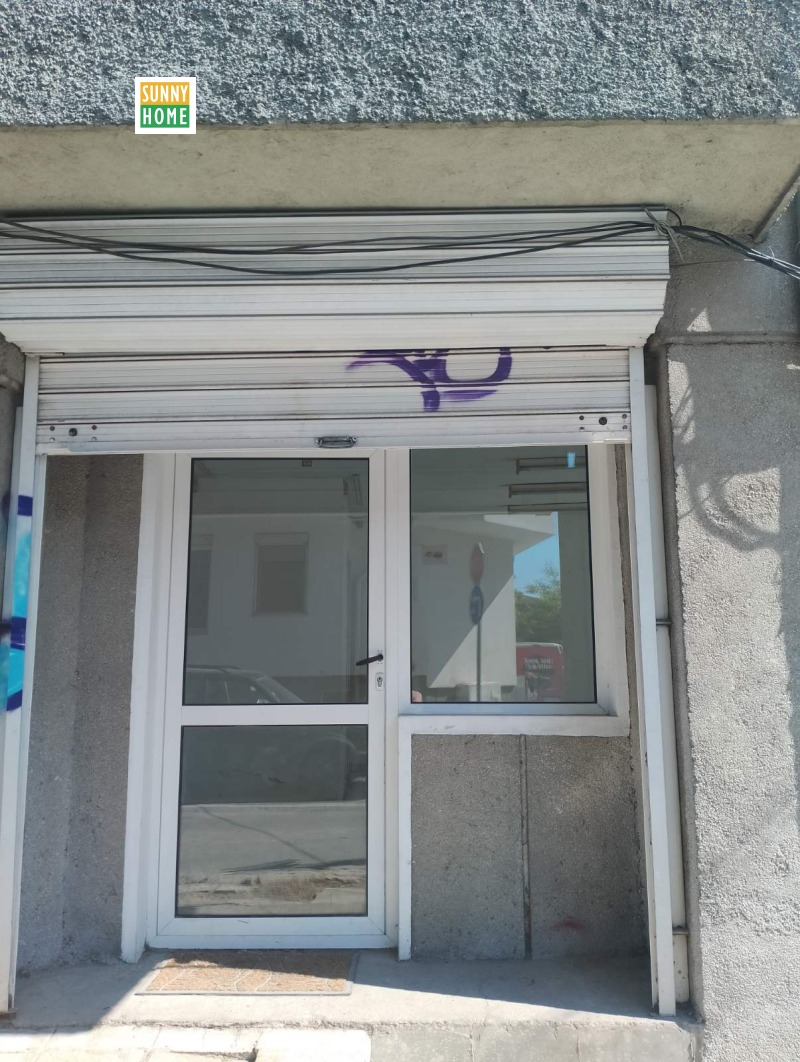 Til leje  Butik Varna , ZhP Gara , 28 kvm | 73180625 - billede [10]