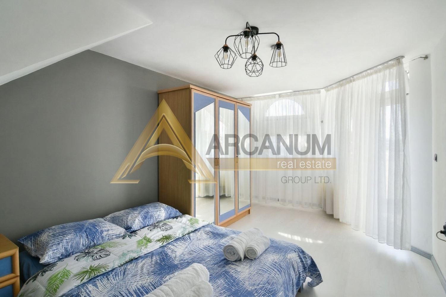 Дава под наем МНОГОСТАЕН, гр. Варна, Център, снимка 3 - Апартаменти - 53872647