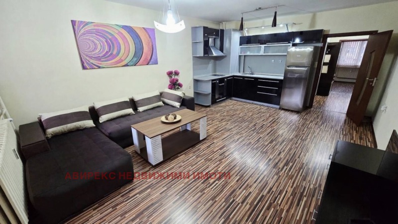 De inchiriat  1 dormitor Plovdiv , Cârșiiaca , 70 mp | 49655417