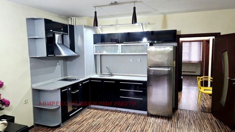 De inchiriat  1 dormitor Plovdiv , Cârșiiaca , 70 mp | 49655417 - imagine [4]