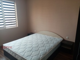 1 bedroom Moshino, Pernik 4