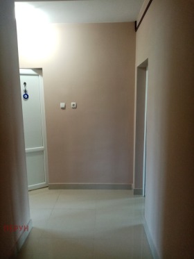 1 bedroom Moshino, Pernik 10