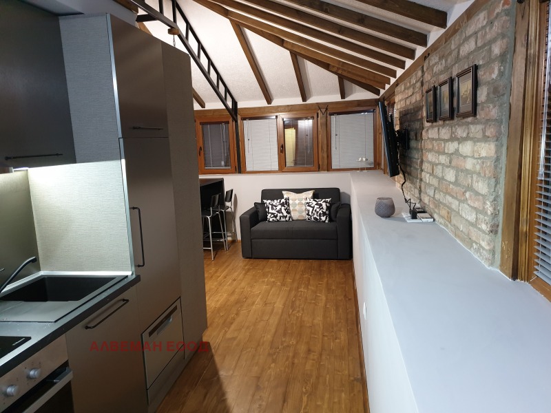 Под наем 1-СТАЕН, град Варна, Център • 600 € • 32841015 — Holmes.bg