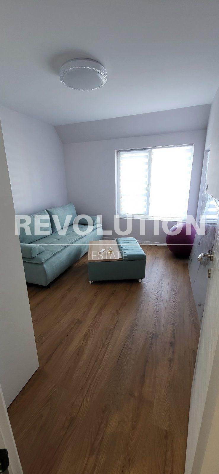 Дава под наем 3-СТАЕН, гр. Варна, Левски 1, снимка 4 - Апартаменти - 52453437