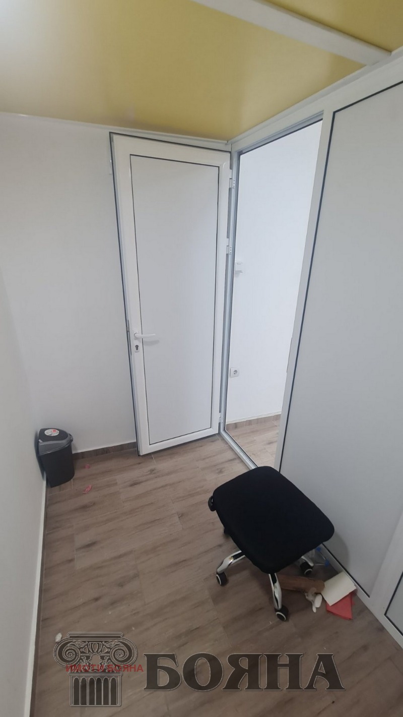 De inchiriat  Magazin Ruse , Țentâr , 35 mp | 89000252 - imagine [5]