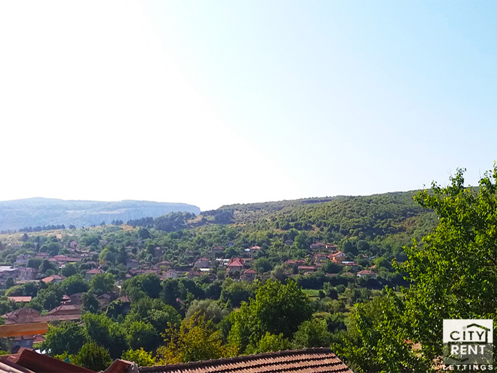 Дава под наем КЪЩА, с. Самоводене, област Велико Търново, снимка 16 - Къщи - 53800170