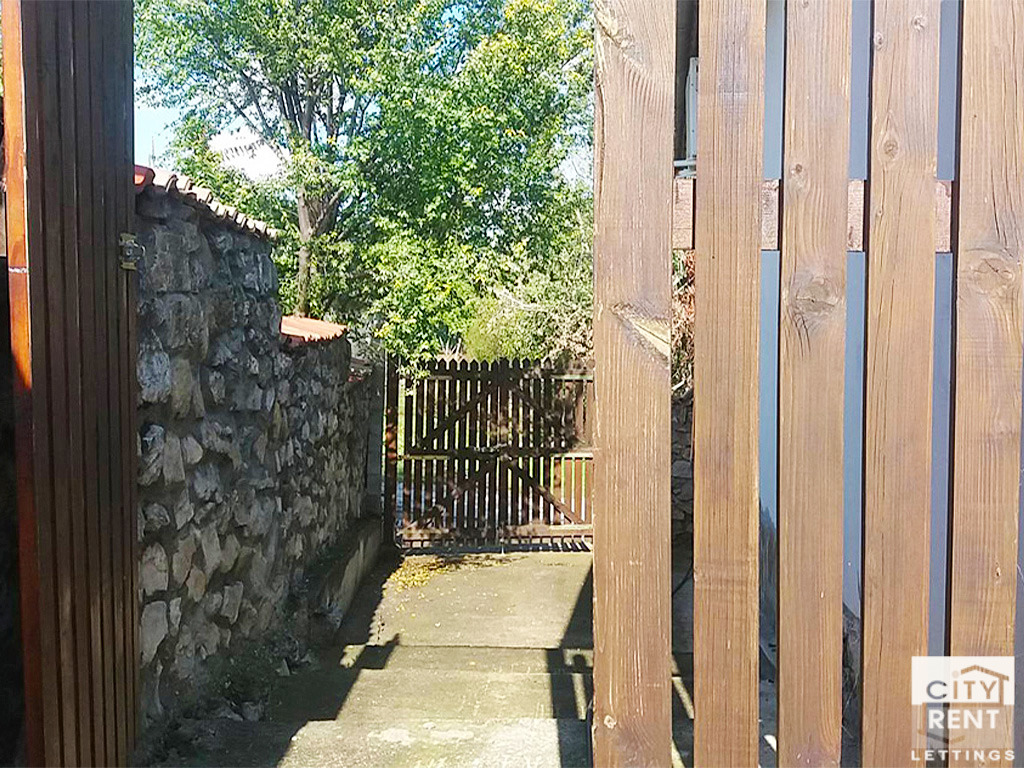 Дава под наем КЪЩА, с. Самоводене, област Велико Търново, снимка 15 - Къщи - 53800170