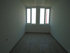 Office Voenna rampa, Sofia
