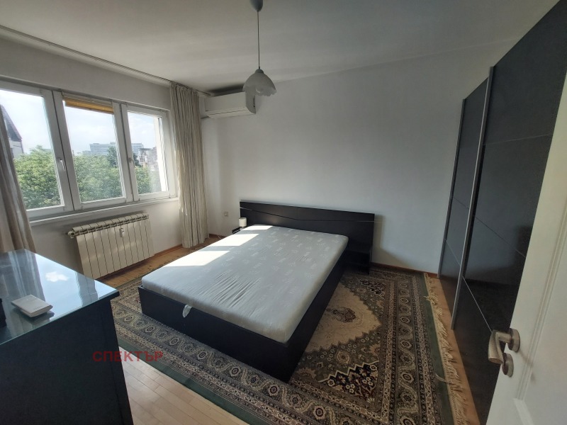 Zu vermieten  1 Schlafzimmer Sofia , Iwan Wazow , 68 qm | 38492397 - Bild [3]