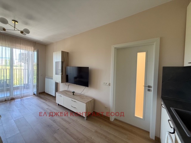 Издаје се  1 спаваћа соба Софија , Овча купел , 70 м2 | 73489342 - слика [3]