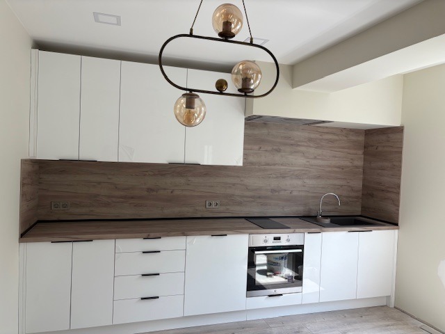 De inchiriat  3+ dormitor Plovdiv , Țentâr , 120 mp | 87739797