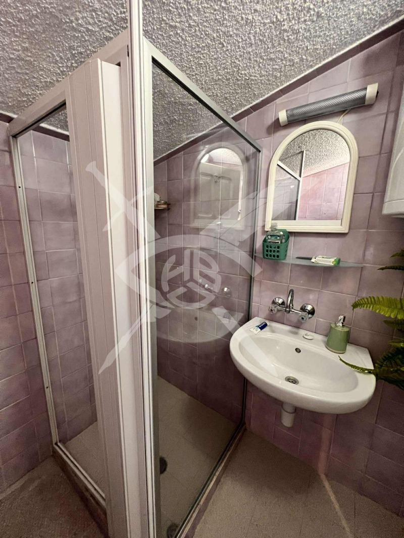 De inchiriat  Etajul casei Varna , m-t Alen mac , 150 mp | 22472463 - imagine [9]