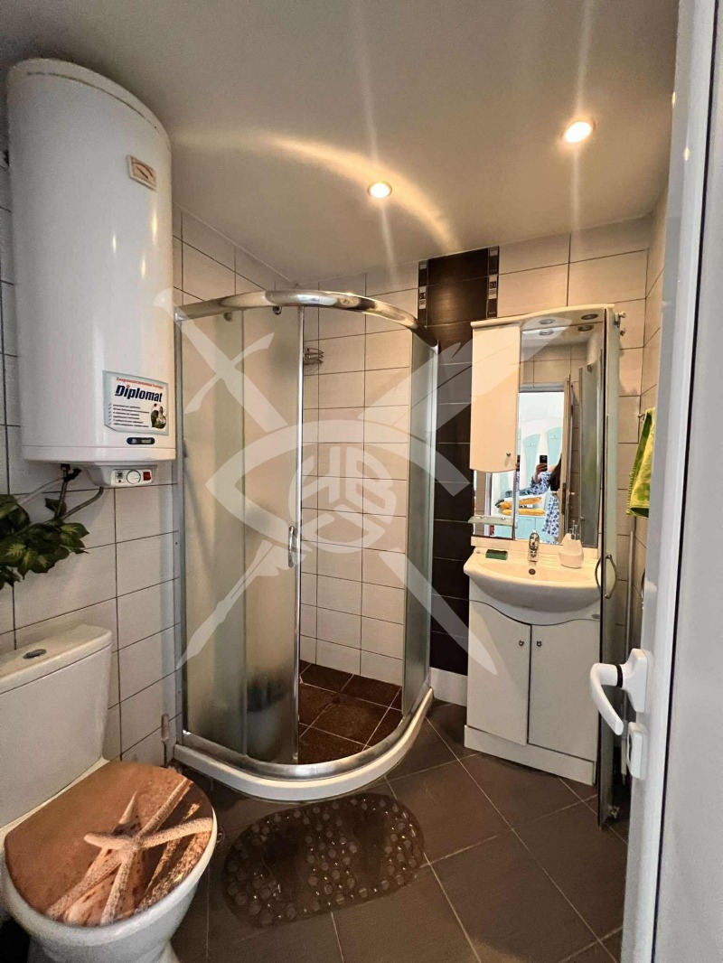 De inchiriat  Etajul casei Varna , m-t Alen mac , 150 mp | 22472463 - imagine [8]
