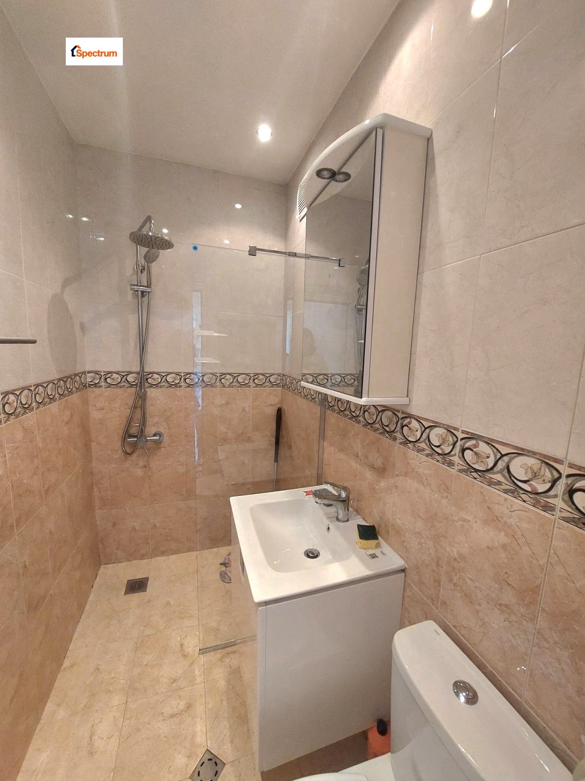 Дава под наем 2-СТАЕН, гр. София, Иван Вазов, снимка 6 - Апартаменти - 53448776