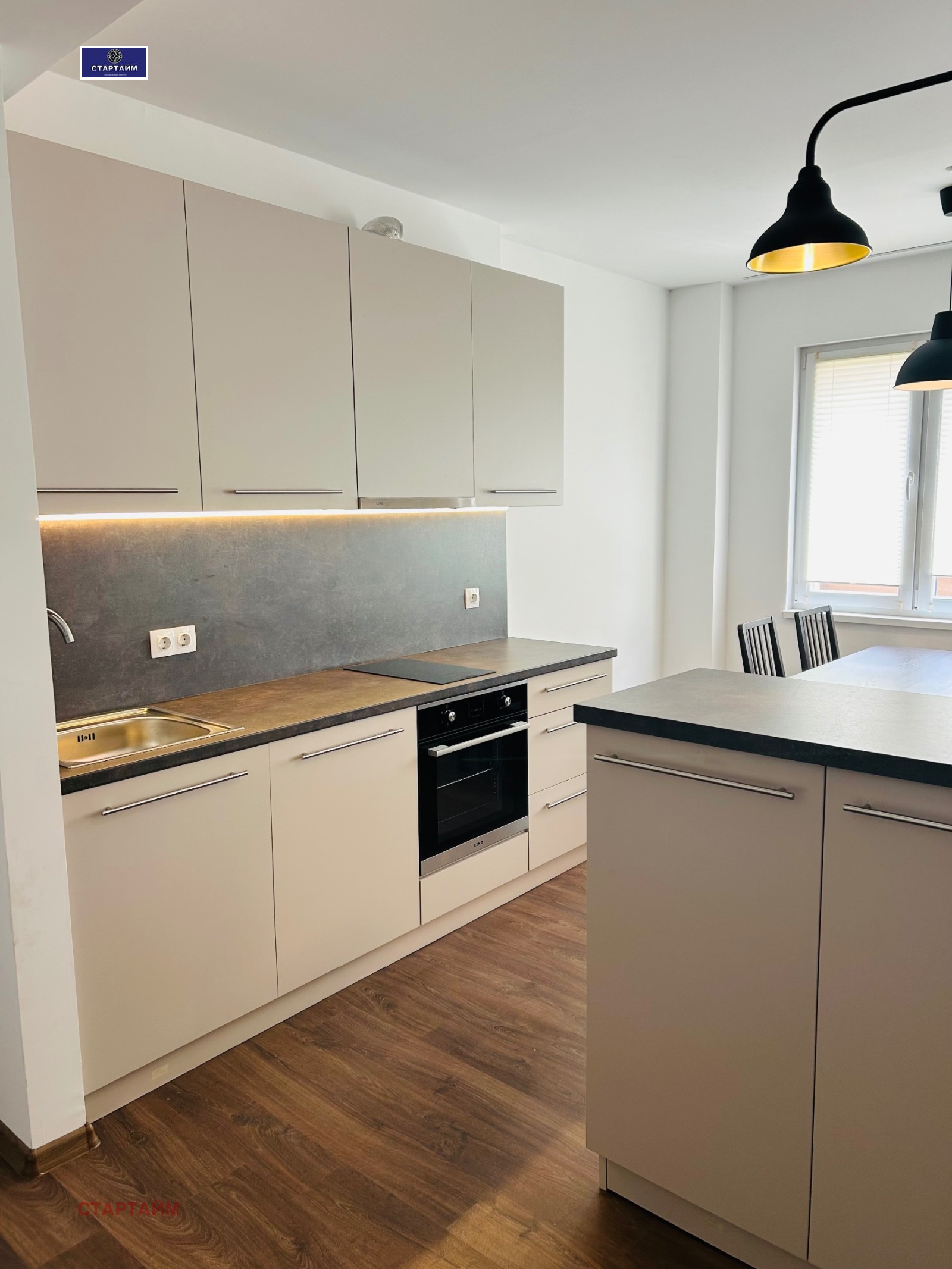 Дава под наем 3-СТАЕН, гр. София, Център