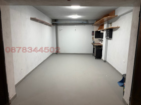 ГАРАЖ, ПАРКОМЯСТО, 20 m2