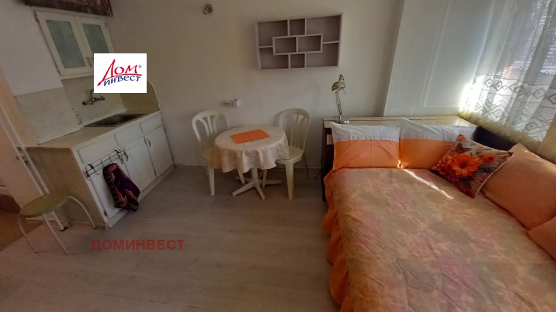 Дава под наем СТАЯ, гр. Пловдив, Център, снимка 2 - Стаи под наем - 53167094