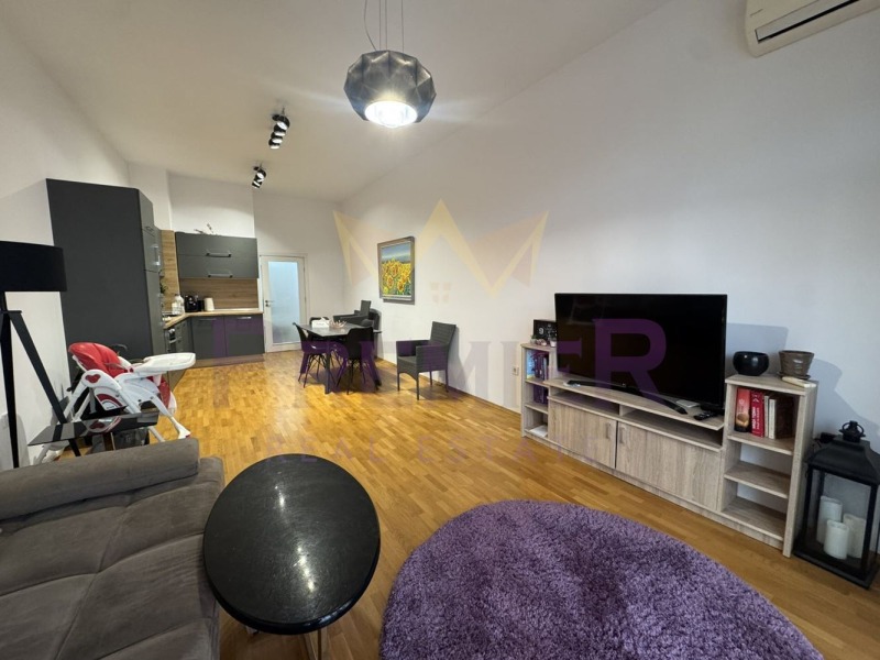 Дава под наем 2-СТАЕН, гр. Варна, к.к. Св.Св. Константин и Елена