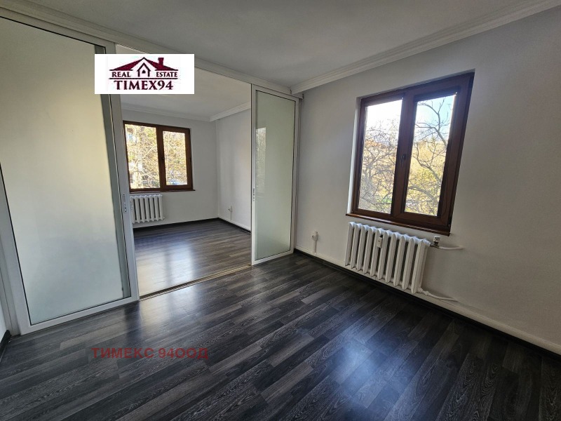 Kiralık  3+ yatak odası Sofia , Iztok , 250 metrekare | 77625282 - görüntü [9]