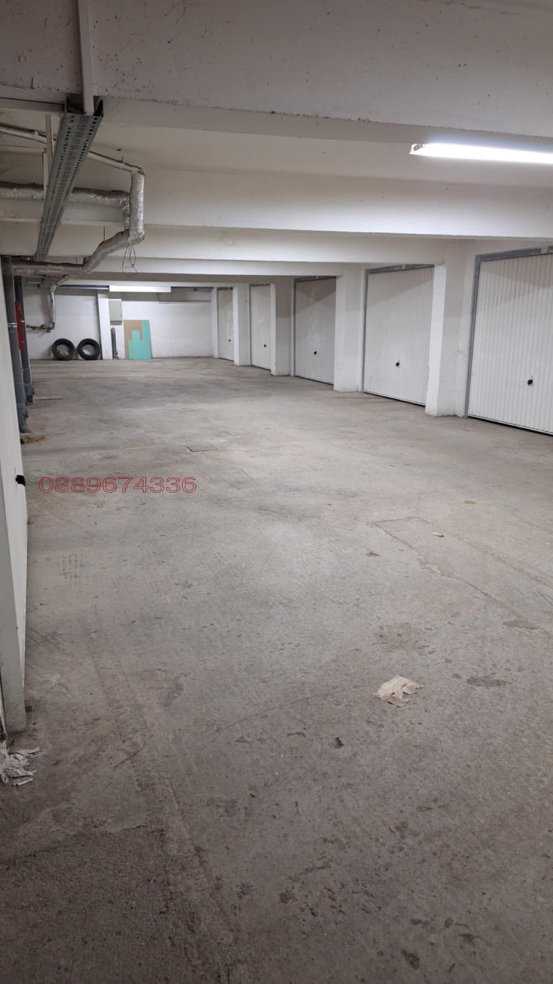 Дава под наем ГАРАЖ, ПАРКОМЯСТО, гр. Стара Загора, Център, снимка 2 - Гаражи и паркоместа - 52775849