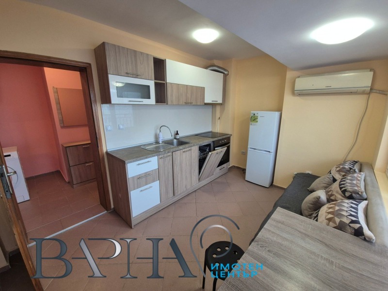 Дава под Наем 2-СТАЕН в град Варна, Левски 1 - 45 кв.м / 330 € » 645.42 лв., ИМОТЕН ЦЕНТЪР ВАРНА