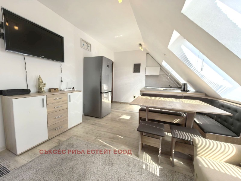En renta  2 dormitorios Varna , Tsveten kvartal , 85 metros cuadrados | 21434397 - imagen [4]