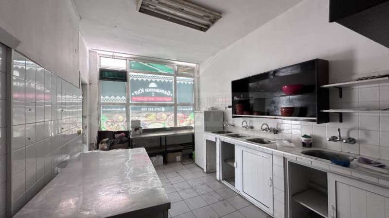 Издаје се  Бар; кафић Пловдив , Каршијака , 425 м2 | 85170858 - слика [4]