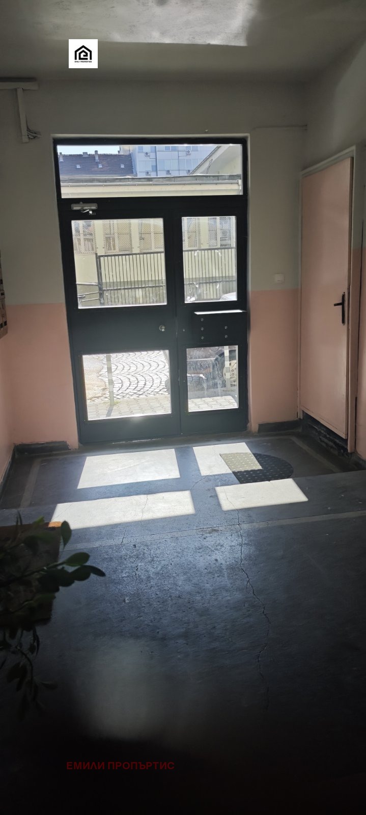 Vuokrattavana  Studio Sofia , Tsentar , 50 neliömetriä | 11514626 - kuva [11]
