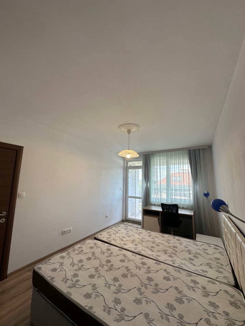De inchiriat  2 dormitoare Sofia , Vitoșa , 130 mp | 49382410 - imagine [15]