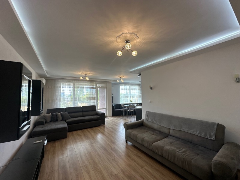 De inchiriat  2 dormitoare Sofia , Vitoșa , 130 mp | 49382410 - imagine [2]