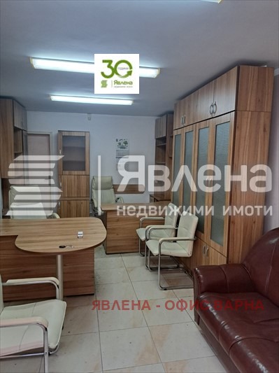 Дава под наем ОФИС, гр. Варна, Левски 1, снимка 3 - Офиси - 47527372