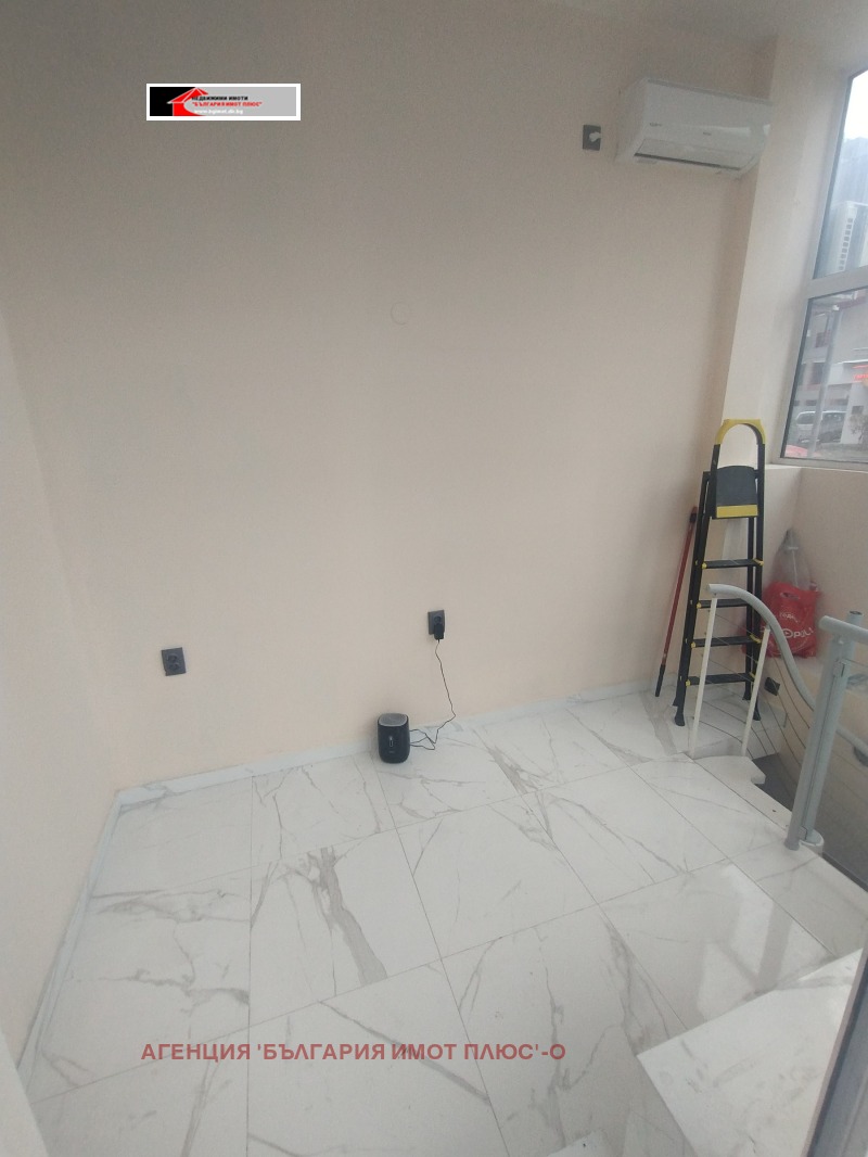 För uthyrning  Kontor Sofia , Oboristje , 20 kvm | 56096945 - bild [5]
