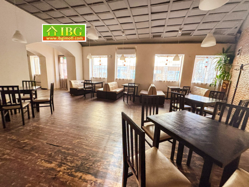 Дава под наем ЗАВЕДЕНИЕ, гр. Русе, Център