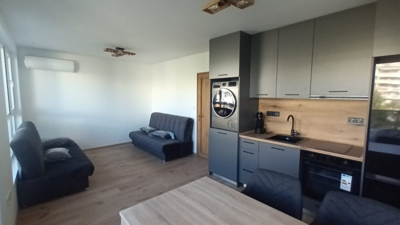 Zu vermieten  1 Schlafzimmer Burgas , Bratja Miladinowi , 68 qm | 35683462