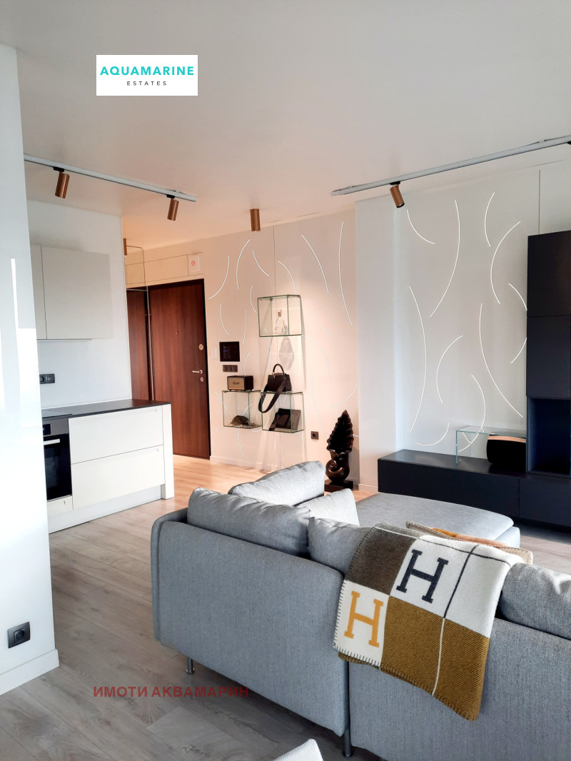 Дава под наем 2-СТАЕН, гр. Варна, м-т Долна Трака, снимка 2 - Апартаменти - 53300091